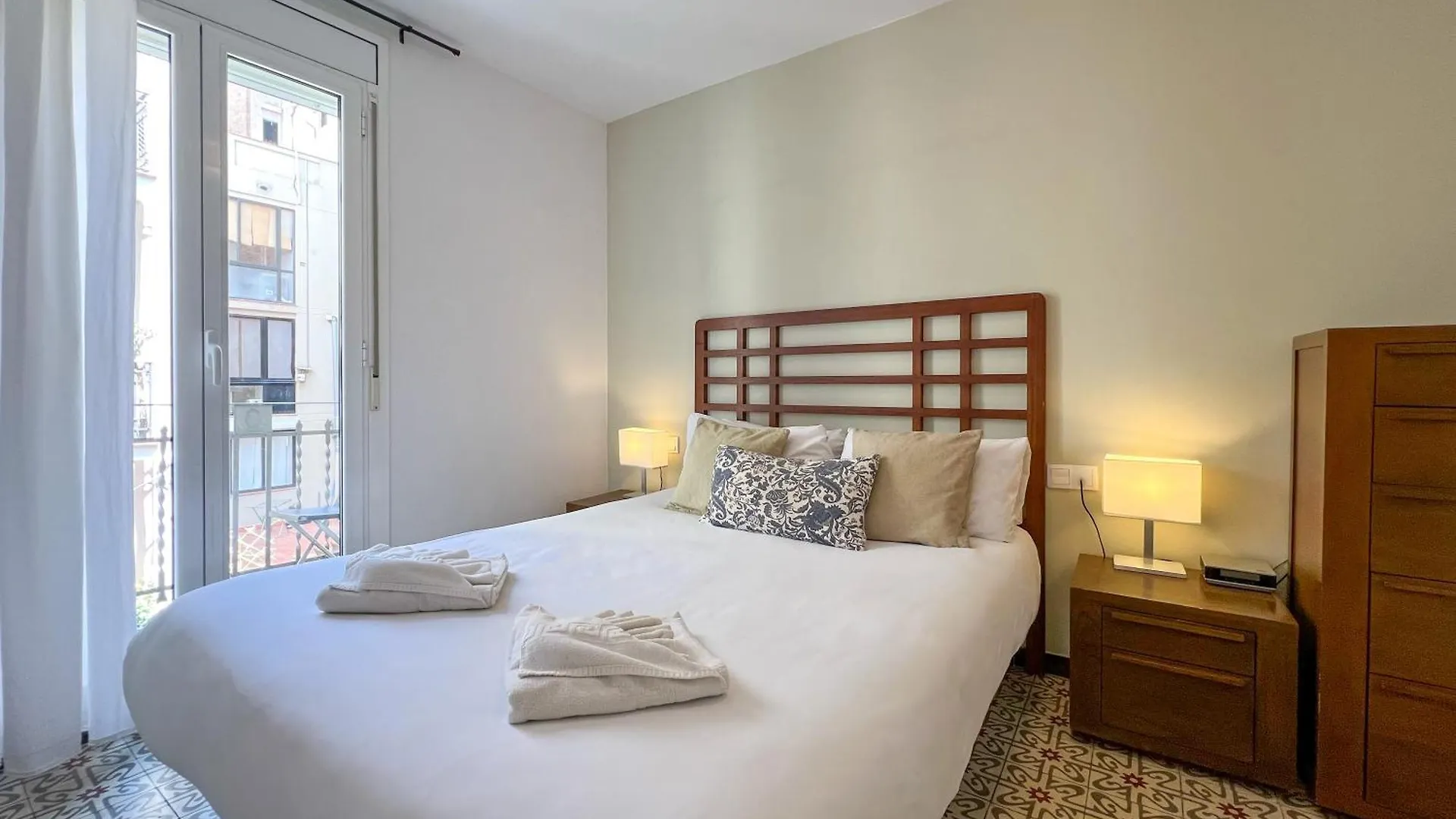 Stay U-Nique Apartments Begur location